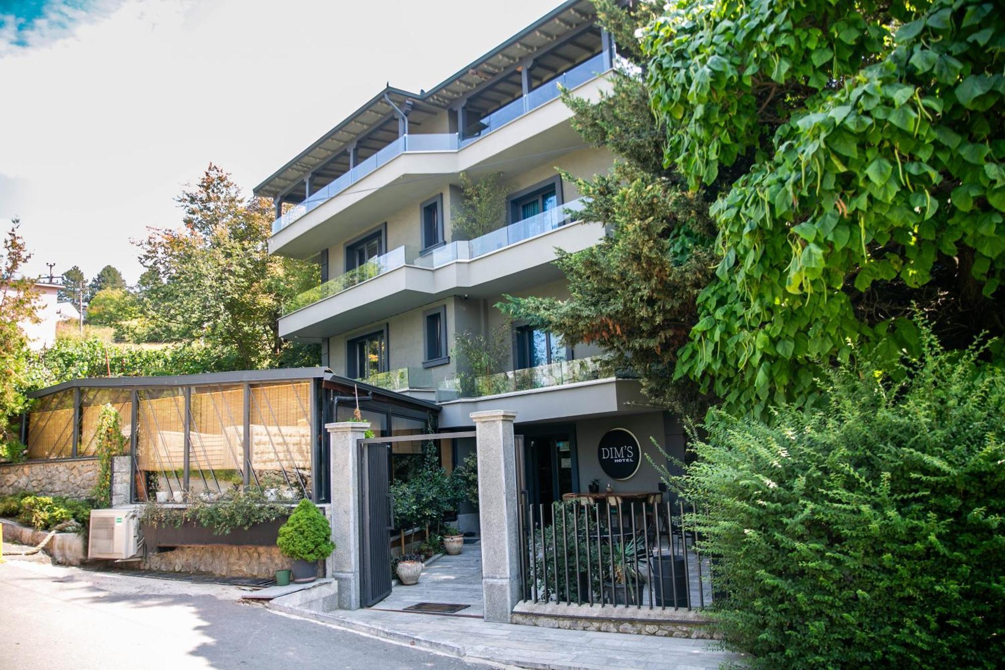 DIM'S Hotel Korce Exterior foto
