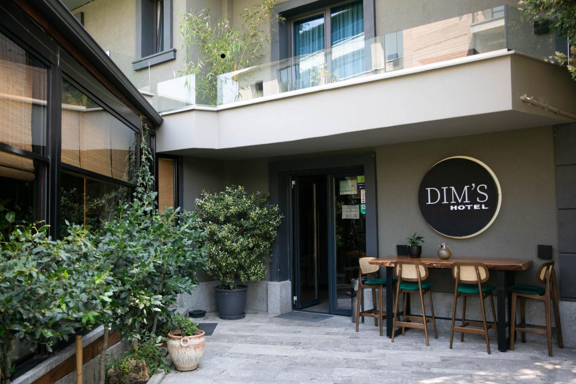 DIM'S Hotel Korce Exterior foto